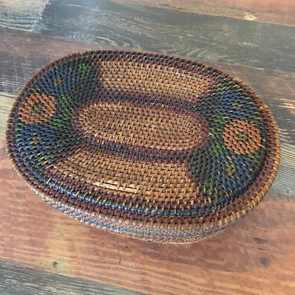 Antique Basket - Picture 2 of 4